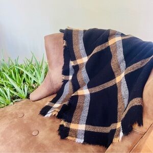 H&M Cozy Plaid Blanket Scarf, Black and Gold